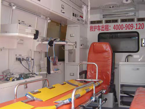 护理家属回家须知：如何选用靠谱的120救护车出租公司