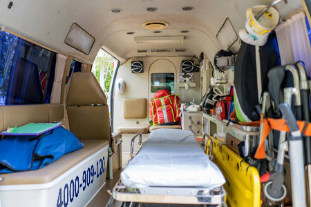 跨市平凉市120救护车接送出租最实惠价格表在哪里？实用篇！