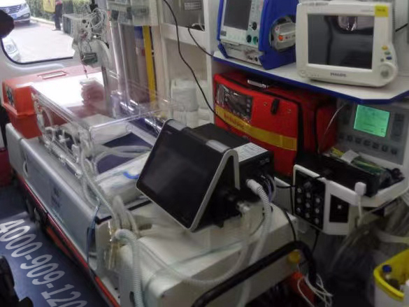 肃南裕固族自治县长途救护车出租联系方式：小微专注康复出院救护，品质服务。