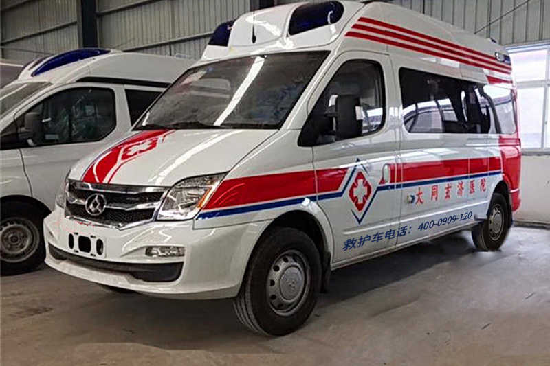 上汽大通V80长轴监护型负压救护车 国六